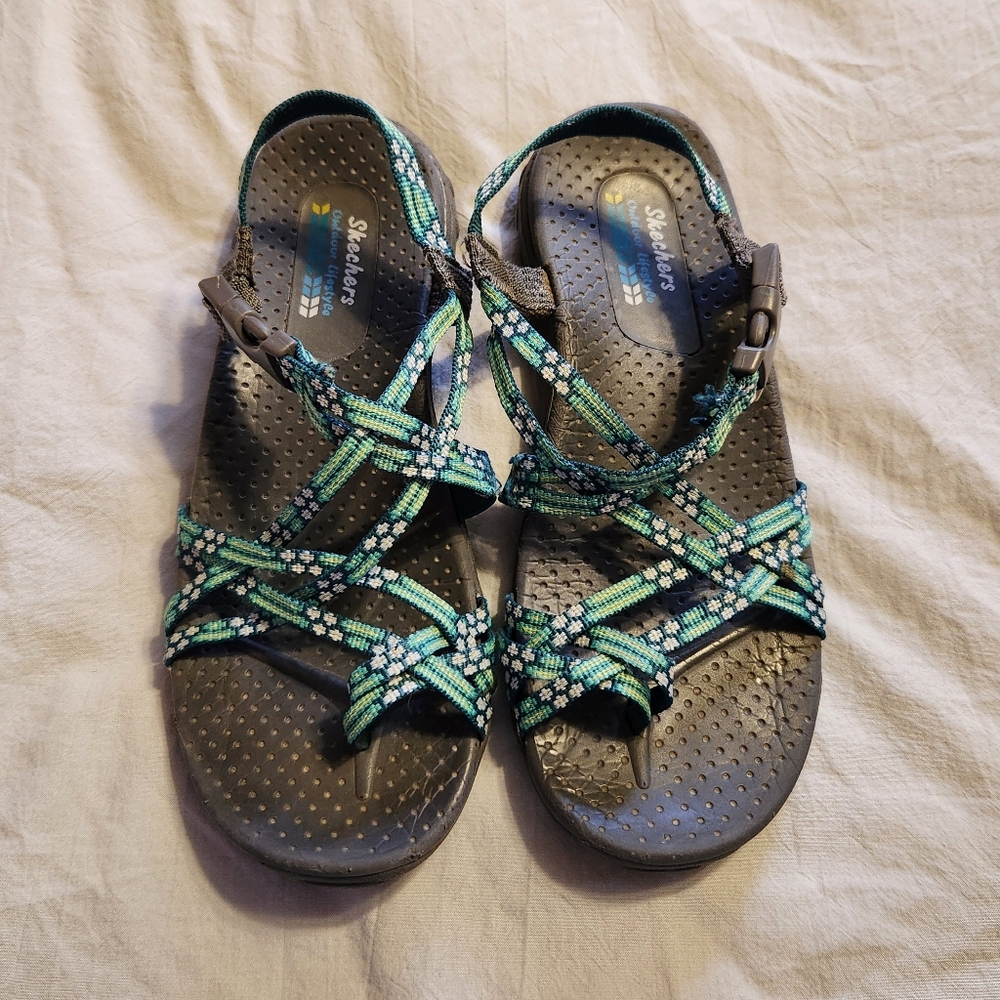 Skechers - Reggae Loopy Sandals